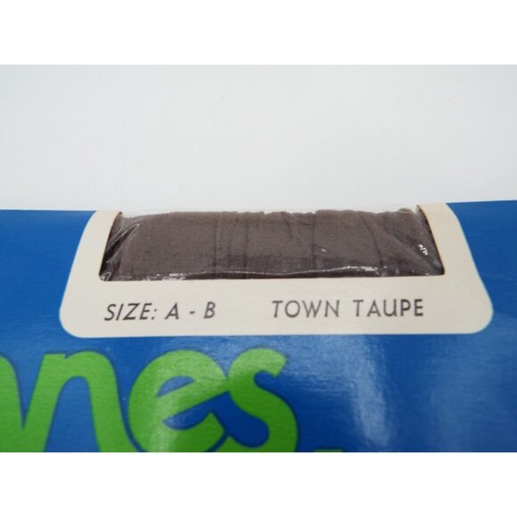 Vintage Hanes Everyday Town Taupe Sandalfoot Sheer Stretch Pantyhose Size A-B - Picture 3 of 6